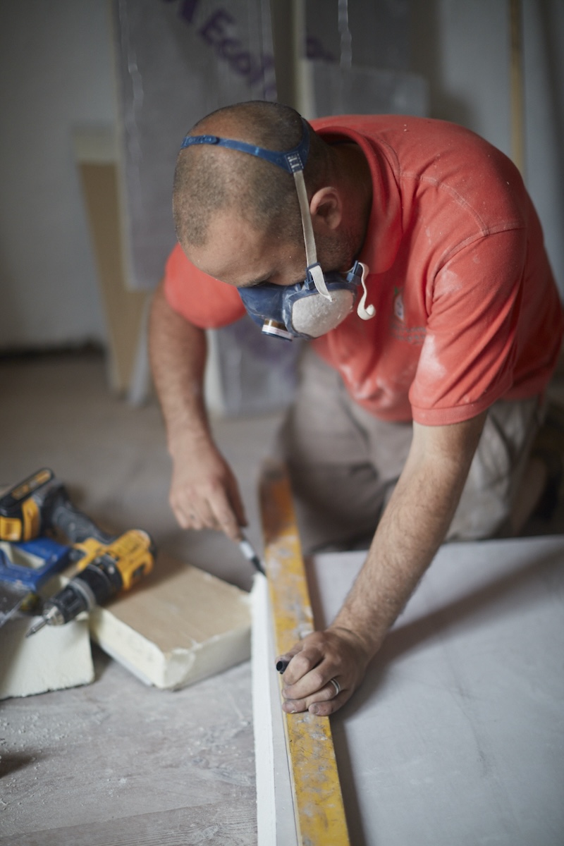 craftsman shaping window in Clovelly